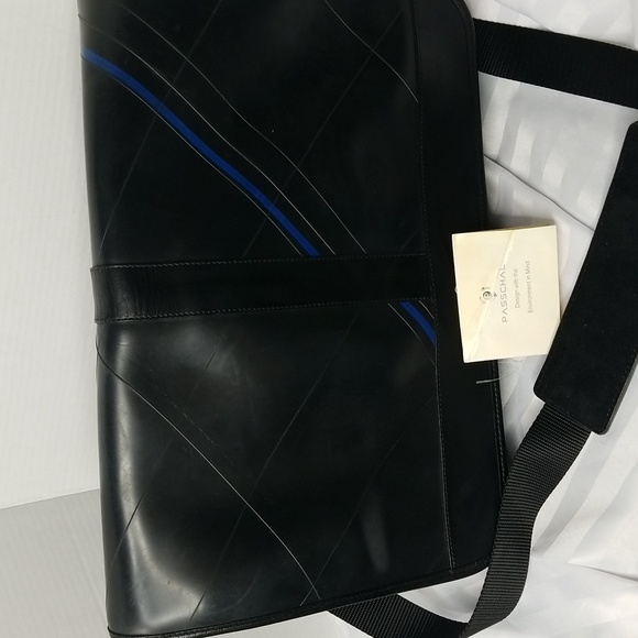 PASSCHAL RECYCLED LEATHER BRIEFCASE IN BLACK WITH BLUE STRIPE - Picture 2 of 8